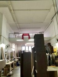 E9 Premium (D27), Factory #464533131